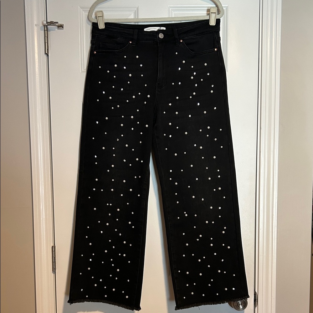 Altar'd State Pearl & Diamond Studded Cropped Wide Leg Jean Women's Size 10 / 30